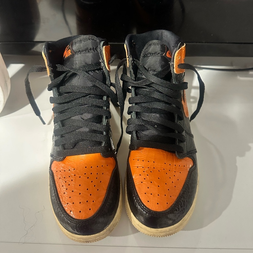 Air Jordan 1 Retro High OG "Shattered Backboard 3.0" sneakers - Picture 3 of 4